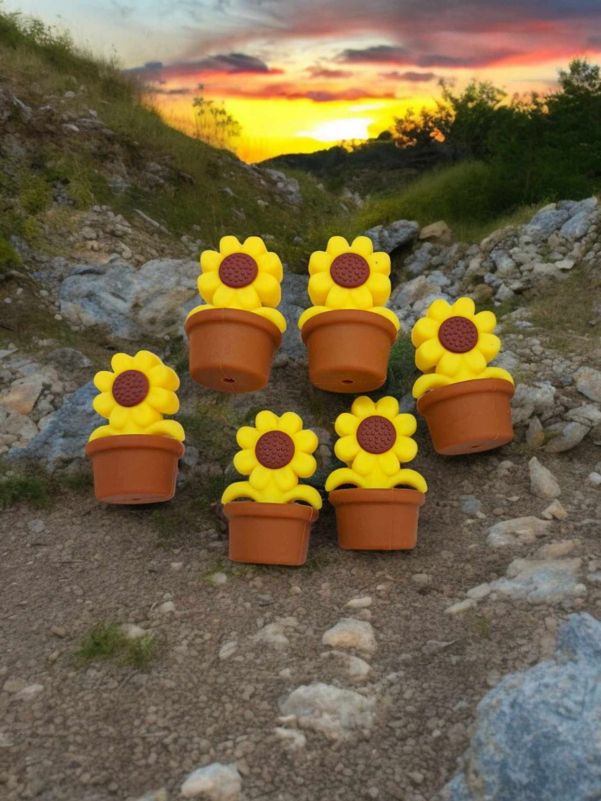Sunflower Potted Plant Silicone Focal Bead - 0845