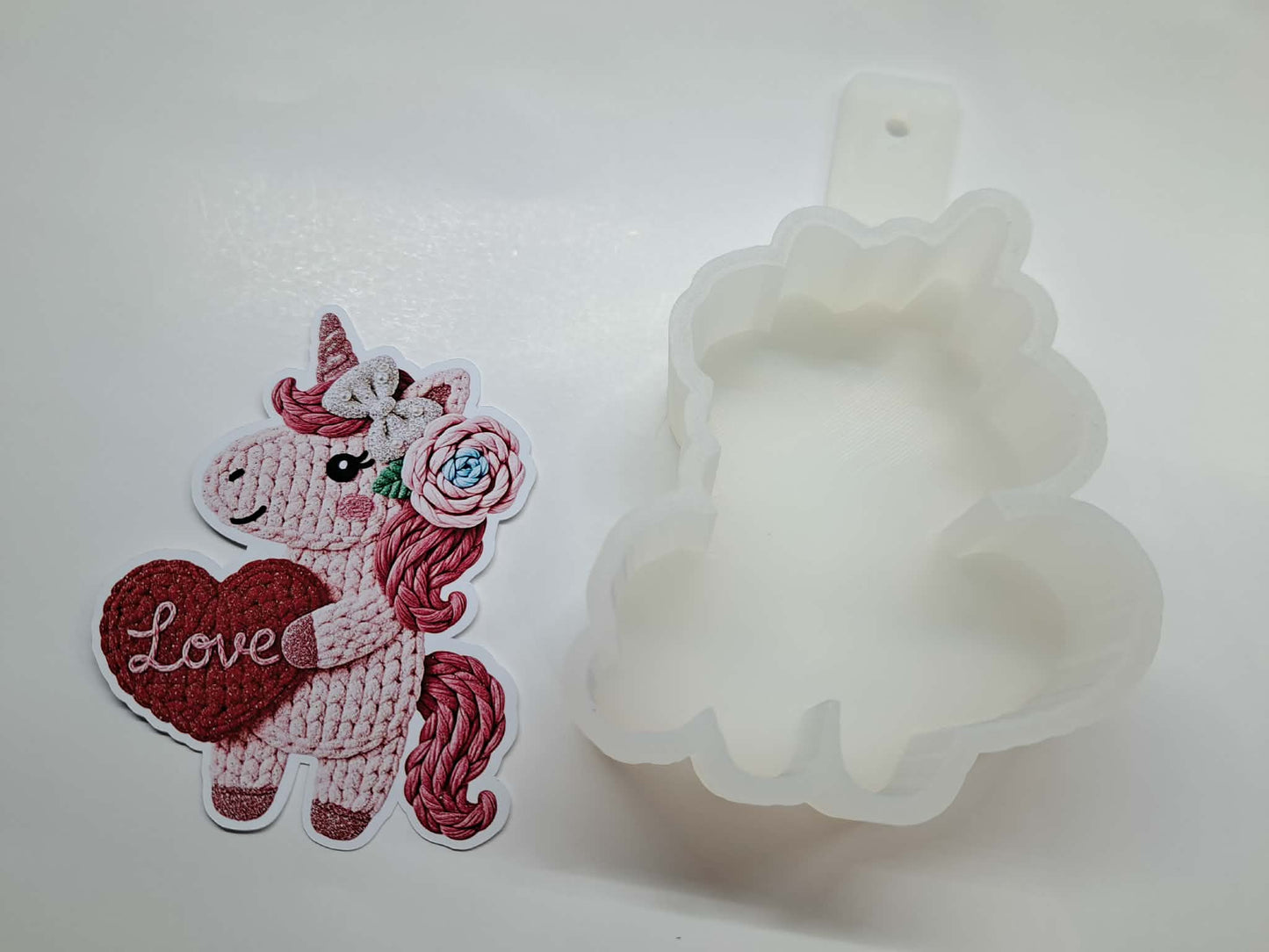 Faux Yarn Valentine Unicorn Cardstock Silicone Mold, Aroma Bead Molds, Premium Cardstock Images