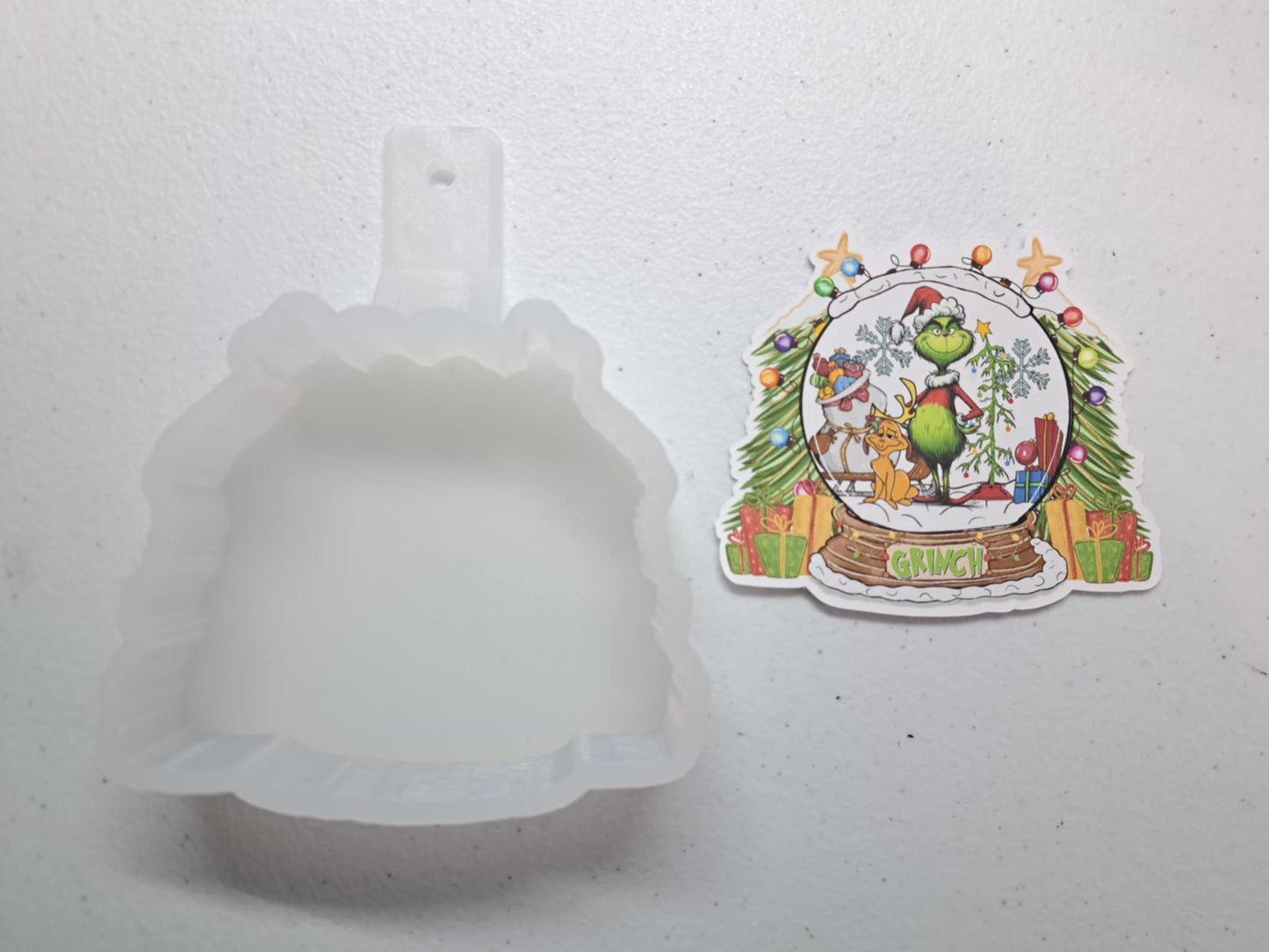 Christmas Movie Snow Globes Cardstock Silicone Mold, Aroma Bead Molds, Premium Cardstock Images