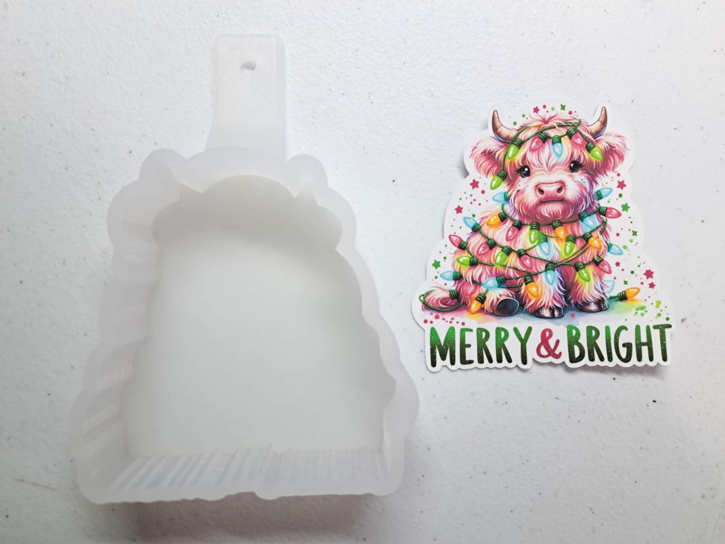 Merry & Bright Highland Cow - Christmas Lights Cardstock Silicone Mold, Aroma Bead Molds