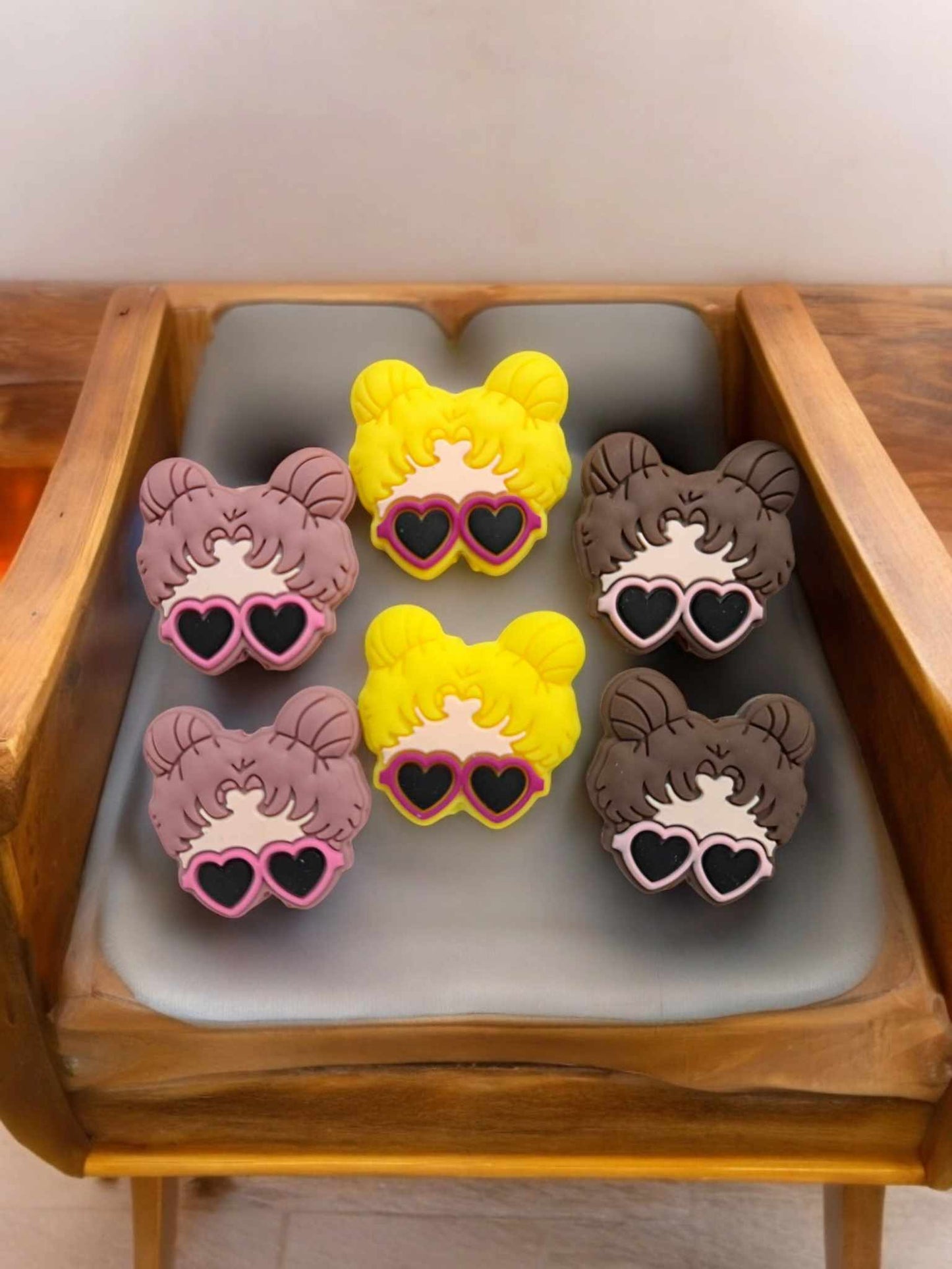Girl Face with Heart Sunglasses and Hair Buns Focal Bead - 0881