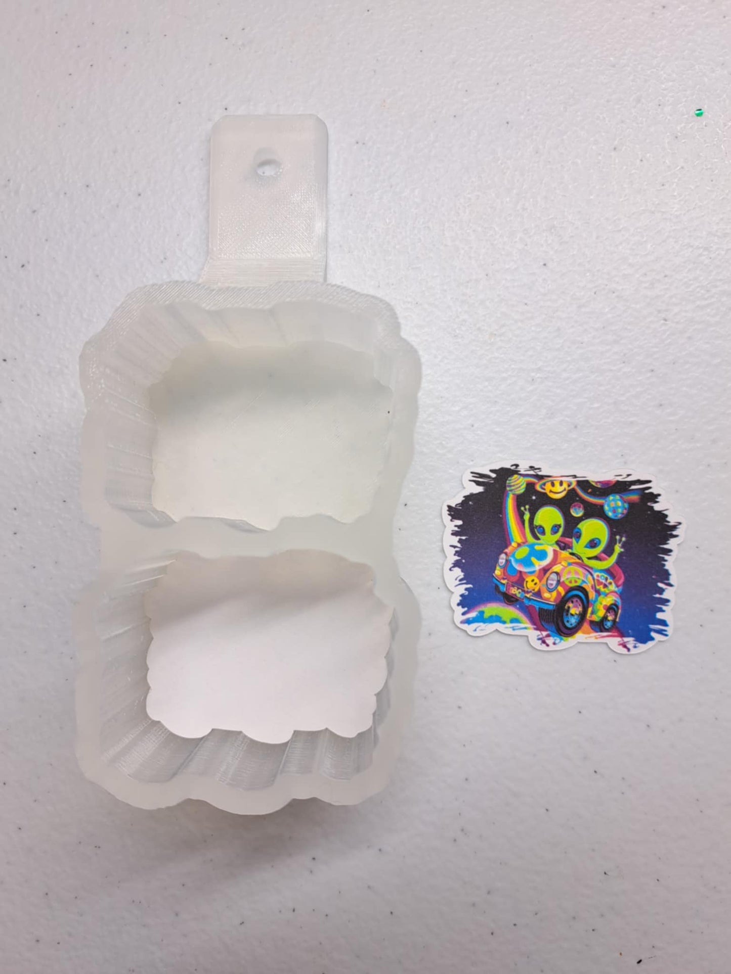 VENT CLIP Size: Alien Hippies Lisa Frank - Dual Cavity Cavity Cardstock Silicone Mold, Aroma Bead Molds