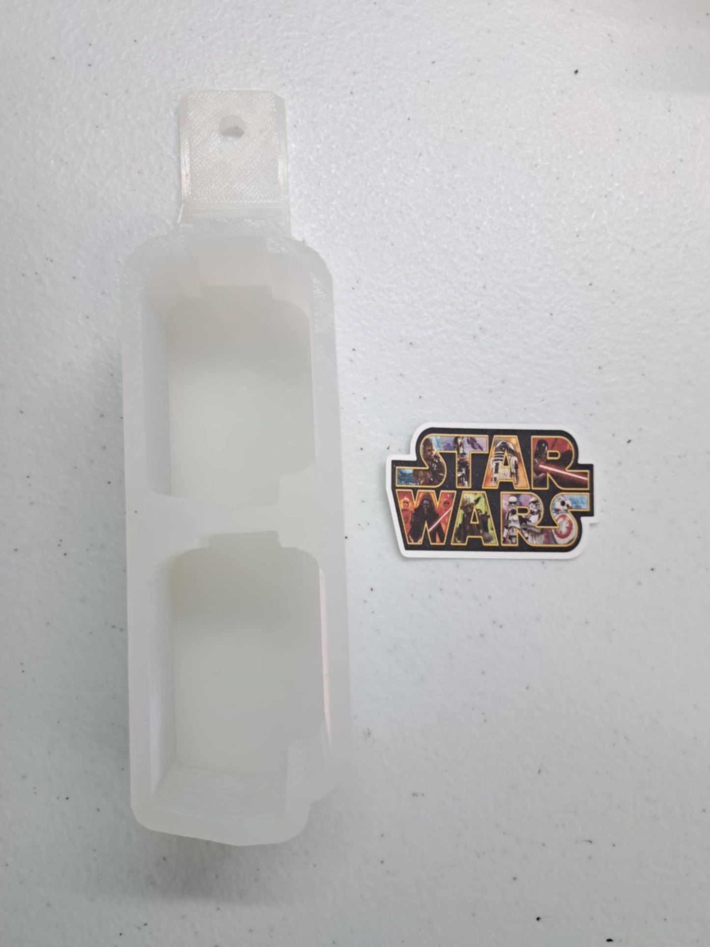 VENT CLIP Size: Star Wars Logo - Dual Cavity Cavity Cardstock Silicone Mold, Aroma Bead Molds, Premium Cardstock