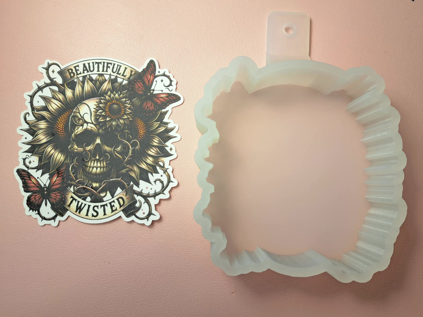 Beautifully Twisted Cardstock Silicone Mold, Aroma Bead Molds, Premium Cardstock Images