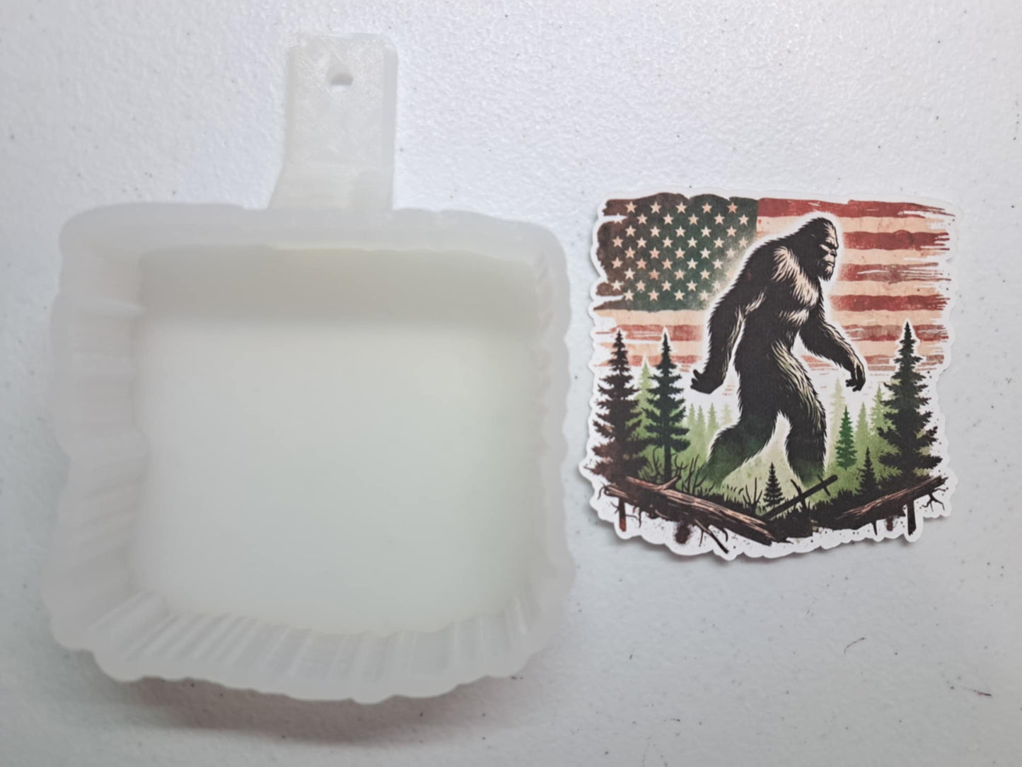 American Flag Bigfoot Cardstock Silicone Mold, Aroma Bead Molds, Premium Cardstock Images