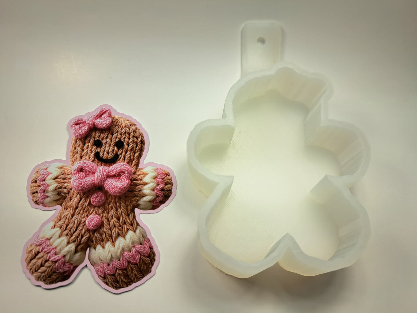 Faux Yarn Pink Gingerbread Girl Cardstock Silicone Mold, Aroma Bead Molds, Premium Cardstock Images