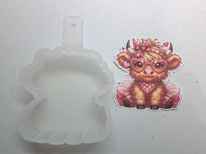 Pink Hearts Highland Cow Cardstock Silicone Mold, Aroma Bead Molds, Premium Cardstock Images