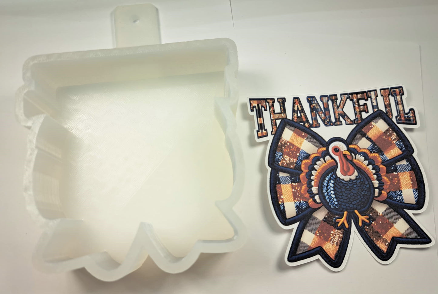 Thankful Plaid Bow and Turkey Cardstock Silicone Mold, Aroma Bead Molds, Premium Cardstock Images