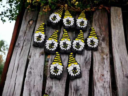 Gnome holding Yellow Bumblebee Full Body Silicone Focal Bead - 0257
