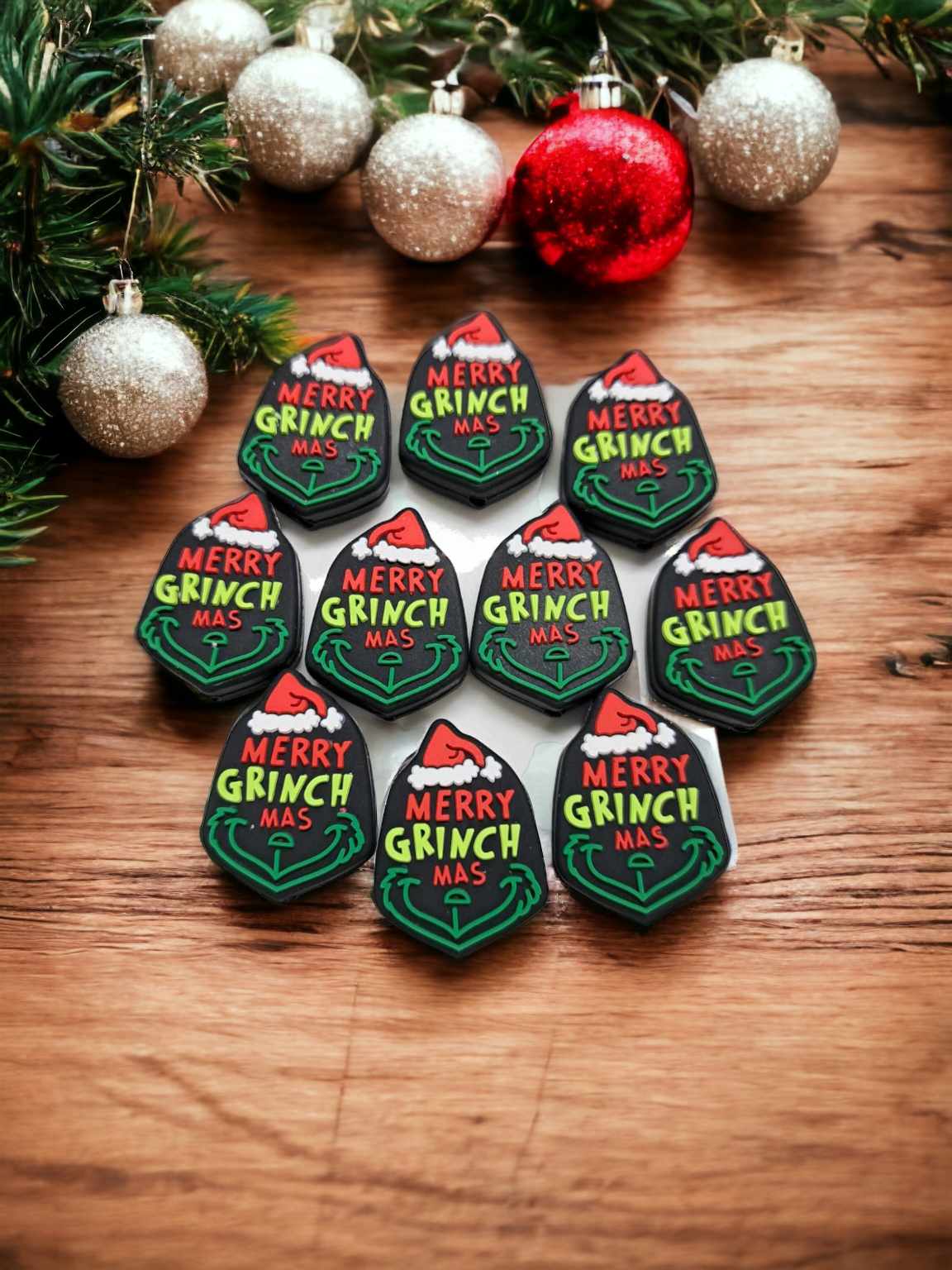 Merry Grinchmas: Smile with Santa Hat Silicone Focal Bead - 0560