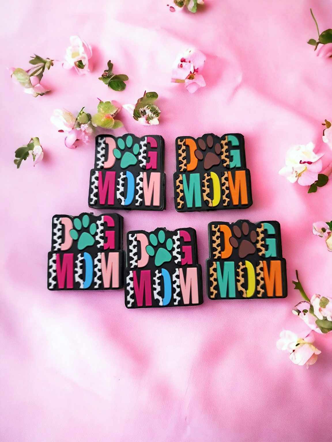 Dog Mom Leopard Print Retro Silicone Focal Bead - 0723