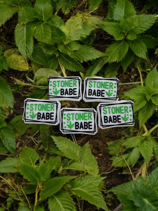 Stoner Babe: Cannabis Plant Leaf Silicone Focal Bead - 0791