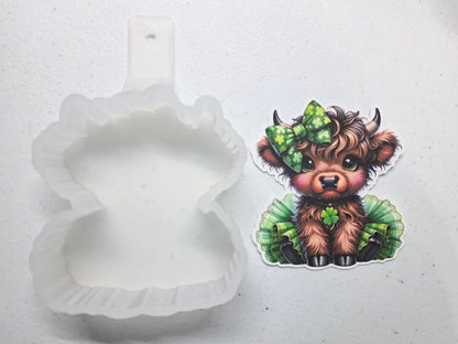 St. Patrick's Day Highland Cow Cardstock Silicone Mold, Aroma Bead Molds, Premium Cardstock Images
