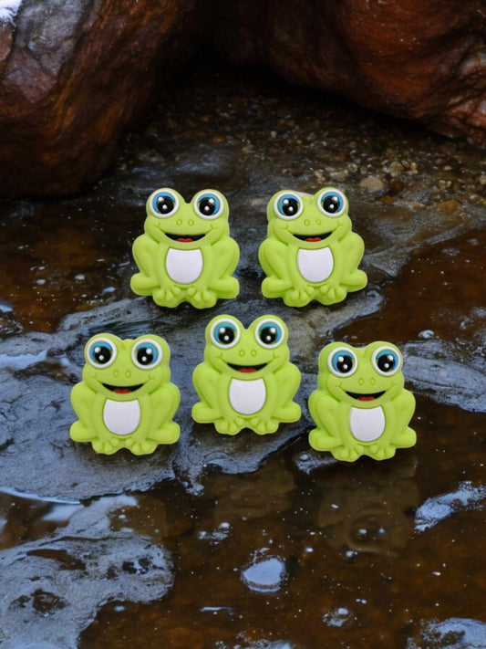 Green Frog Sitting Silicone Focal Bead - 0866
